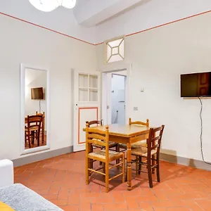 Dimora Fillungo - Affitti Brevi Italia Lucca