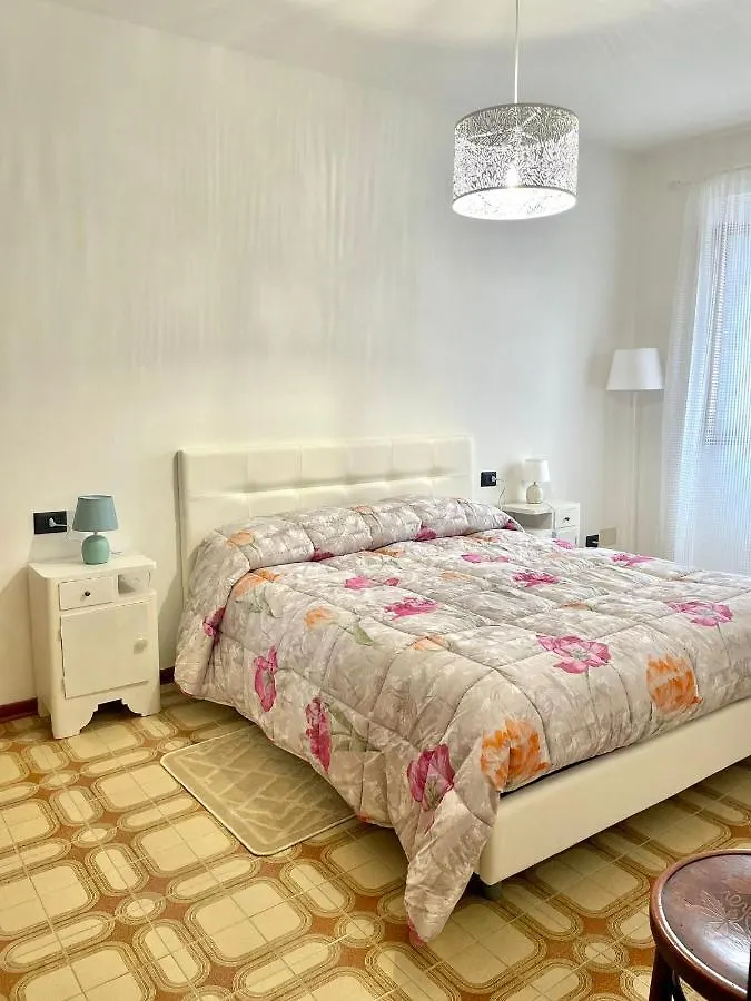 Holiday home Casa Vacanze Ca' Di Lucchini San Benedetto Val di Sambro